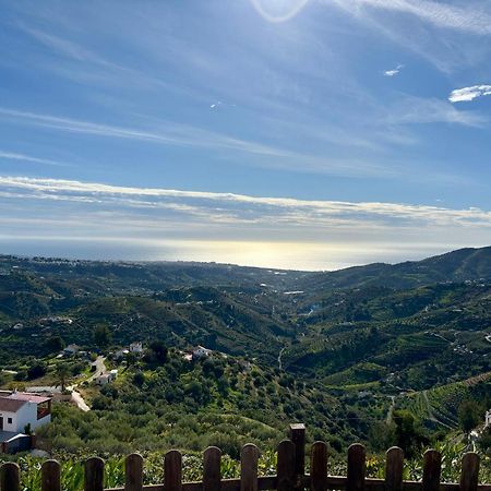 Vela Luka Frigiliana Villa ภายนอก รูปภาพ