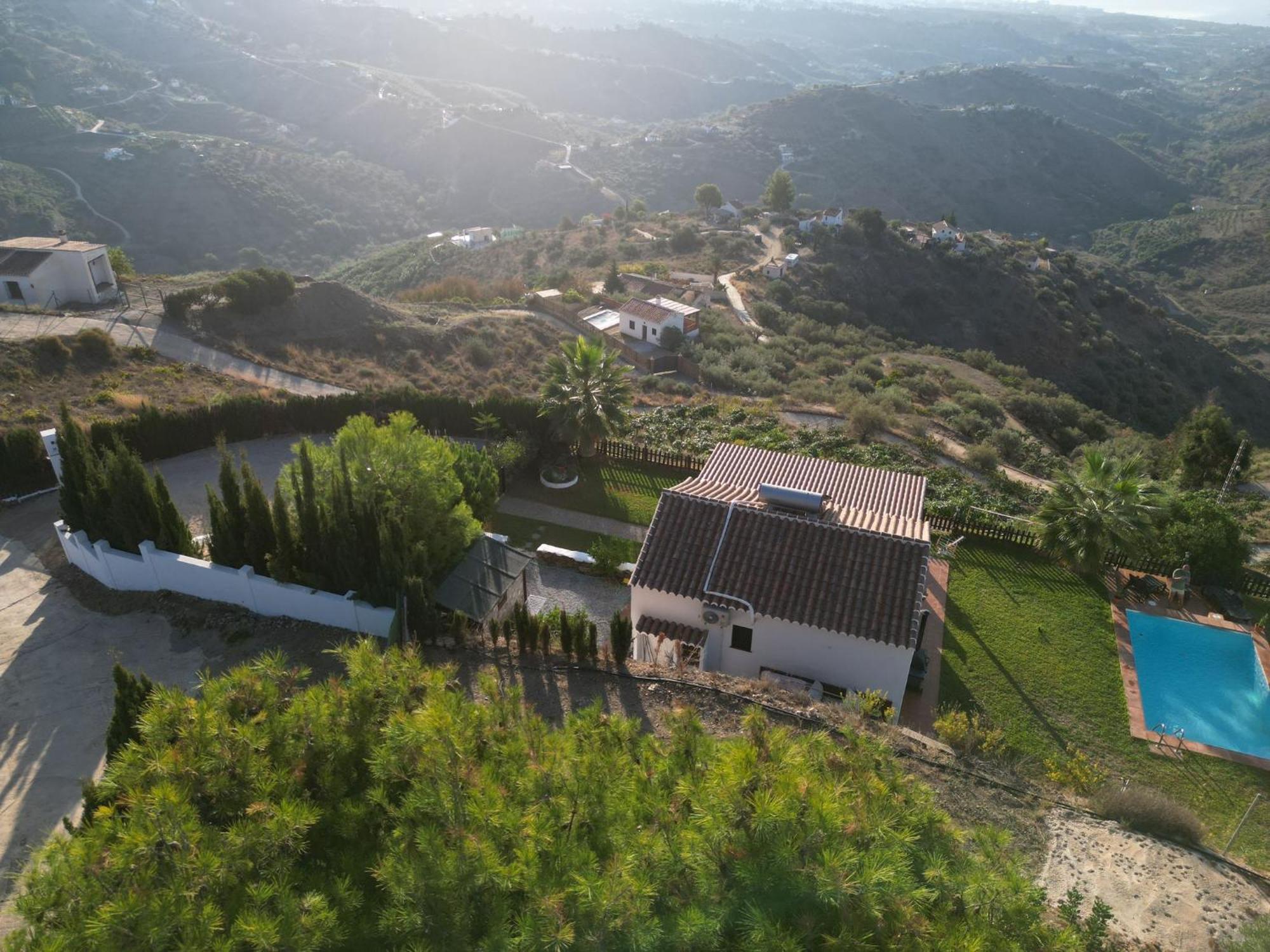 Vela Luka Frigiliana Villa ภายนอก รูปภาพ